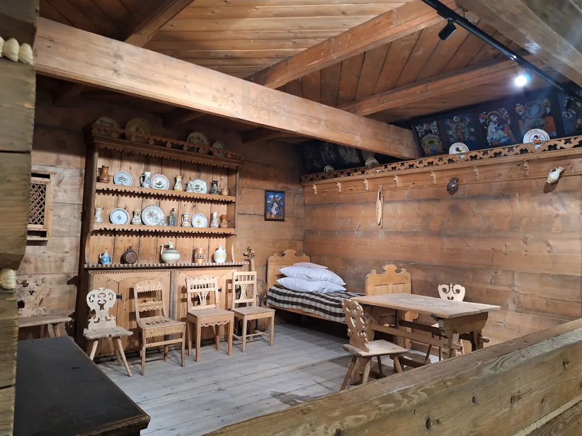 Muzeum Tatrzańskie gmach główny - zdjęcie główne